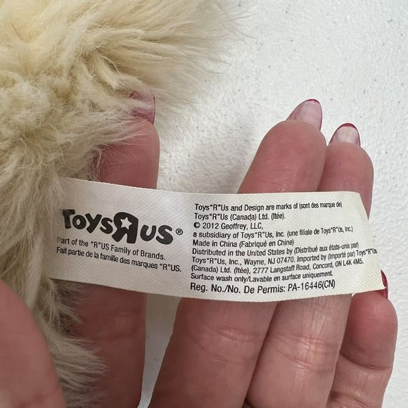 Toys R Us 2015 Realistic Siamese Cat Kitty Stuffed Animal Beige Pet Plush Toy - Picture 9 of 9